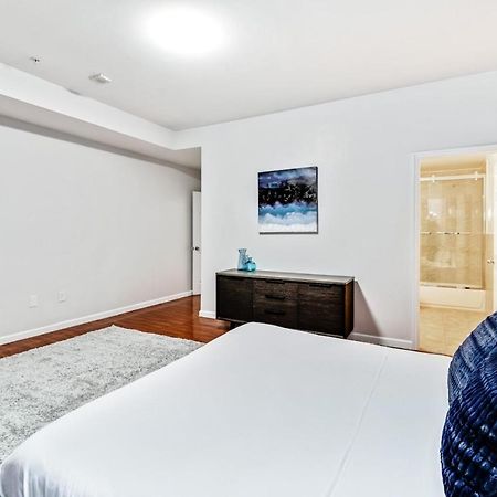 Lovely 2Bd Apt Steps From The Convention Center 费城 外观 照片